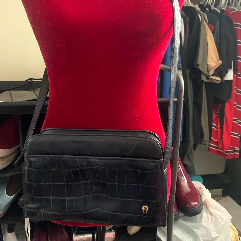 Black crocodile print purse